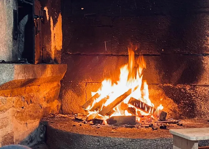 Casa O Segredo, Costa Da Morte Con Piscina Coristanco